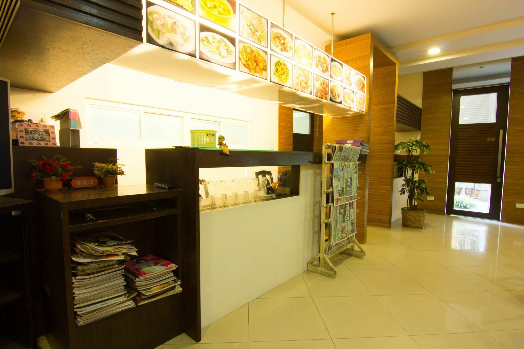 Zen Rooms Sukhumvit 81 Bangkok Exterior photo